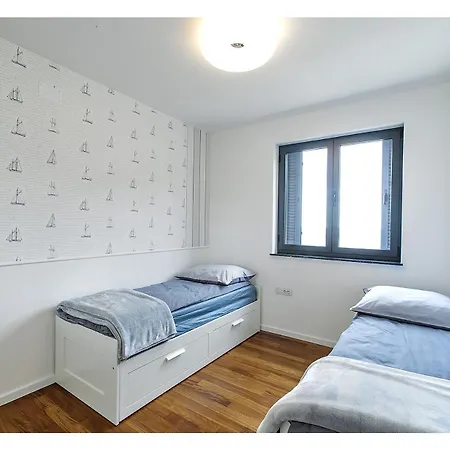 Aqua Apartment Sukošan