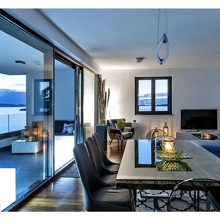 Apartment Aqua Sukošan